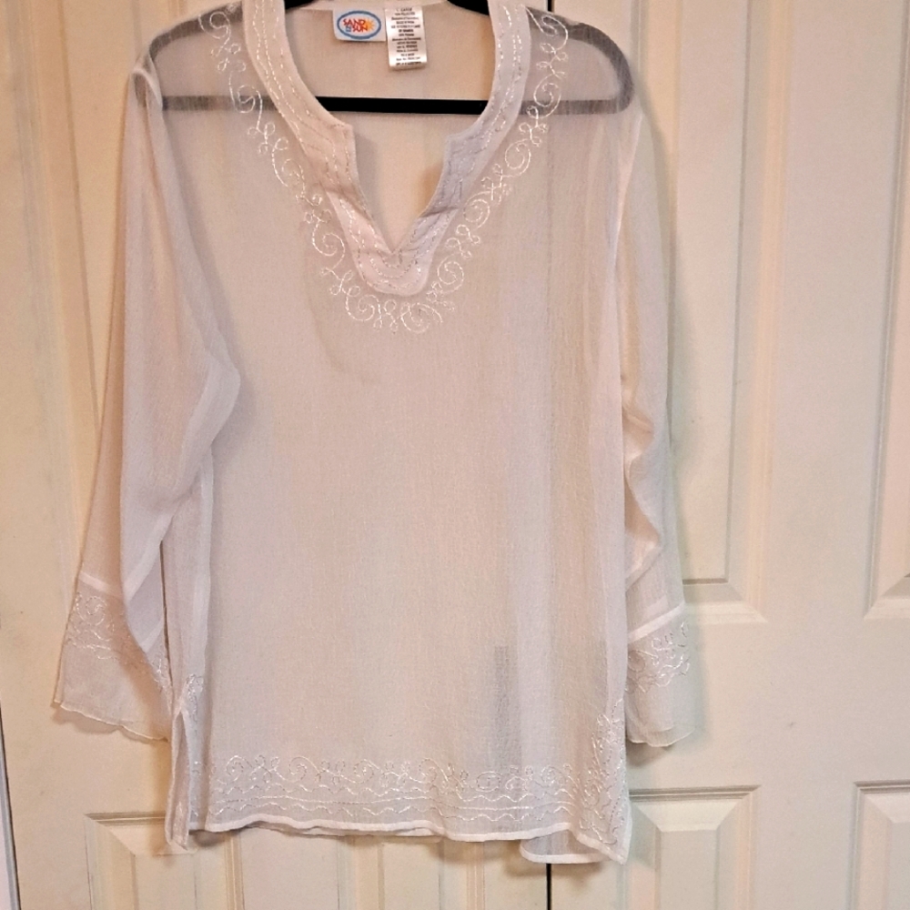 Sand & Sun White Embroidered Women's Top
